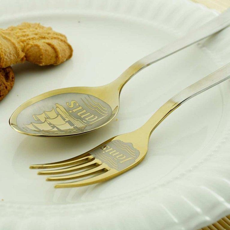 Komplekts Gold no 2 piederumiem