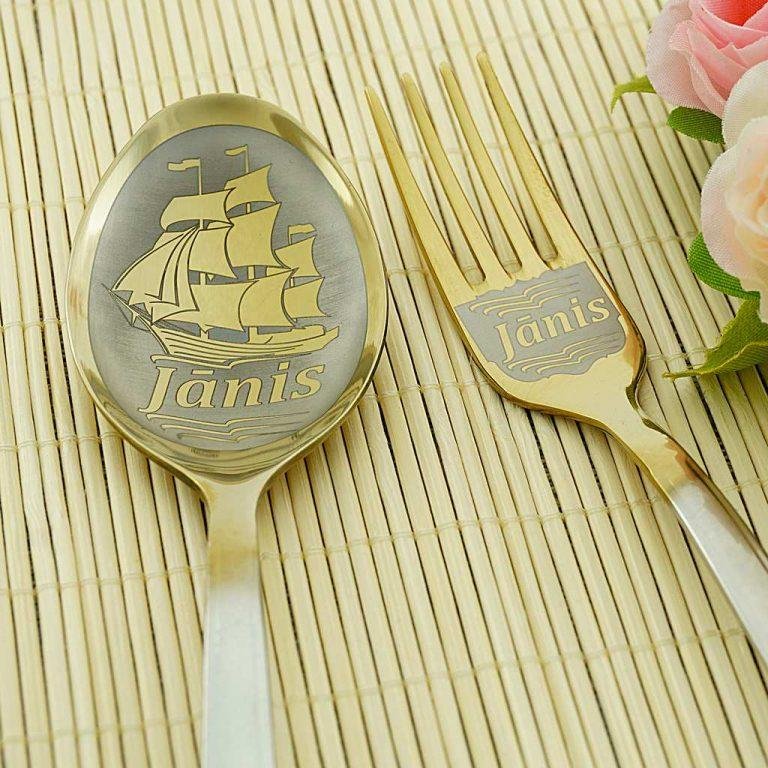 Komplekts Gold no 2 piederumiem