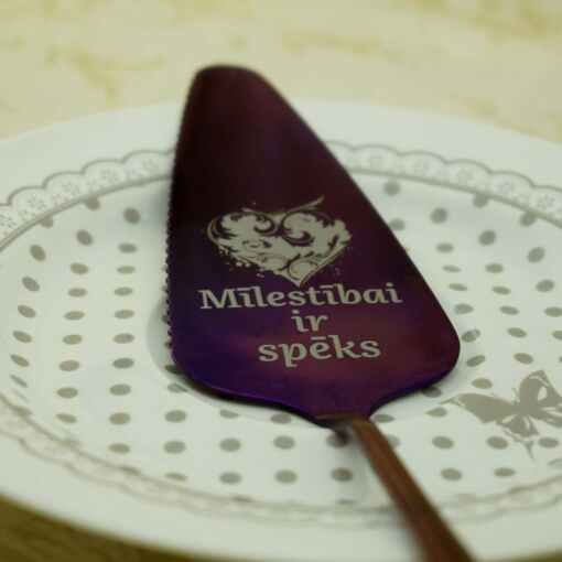 Tortes lāpstiņa - Violetā