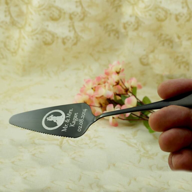 Tortes lāpstiņa - Melnā