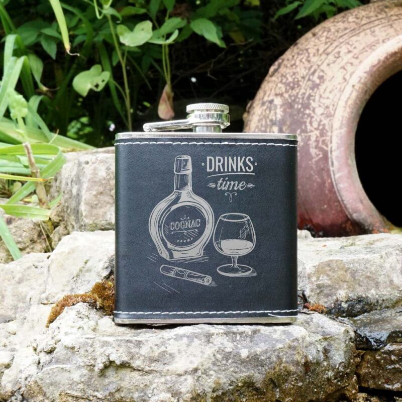 Blašķe BANFF ar gravējumu 180 ml.