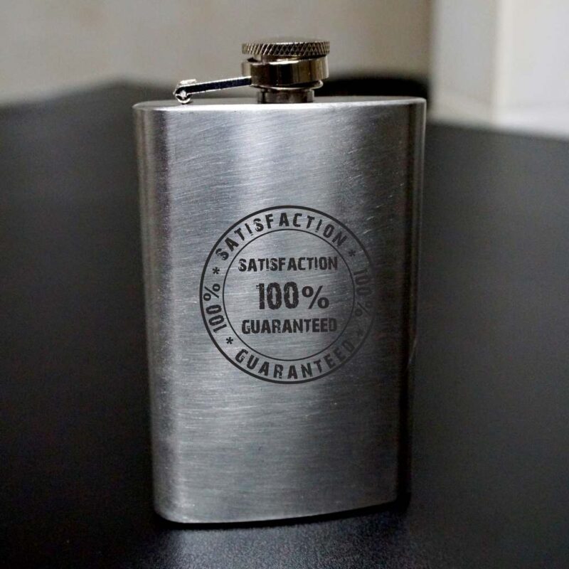 Фляжка GLEN с гравировкой 120 мл. Фляжка GLEN с гравировкой 120 мл.