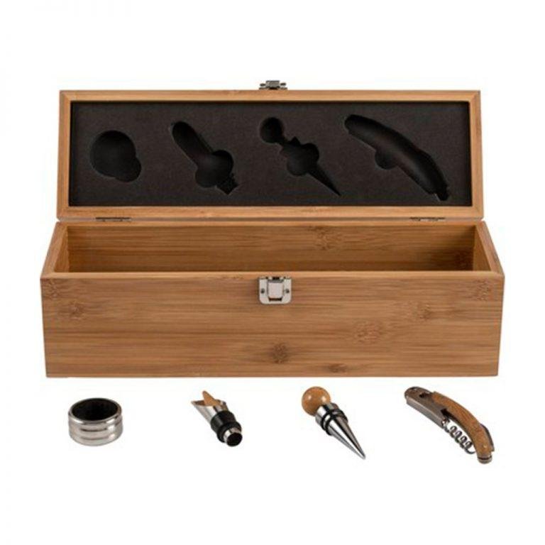 Vīna kaste un piederumi "Ģimenes īpašums"