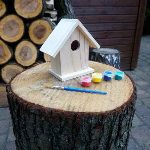 Izkrāsojams putnu būrītis