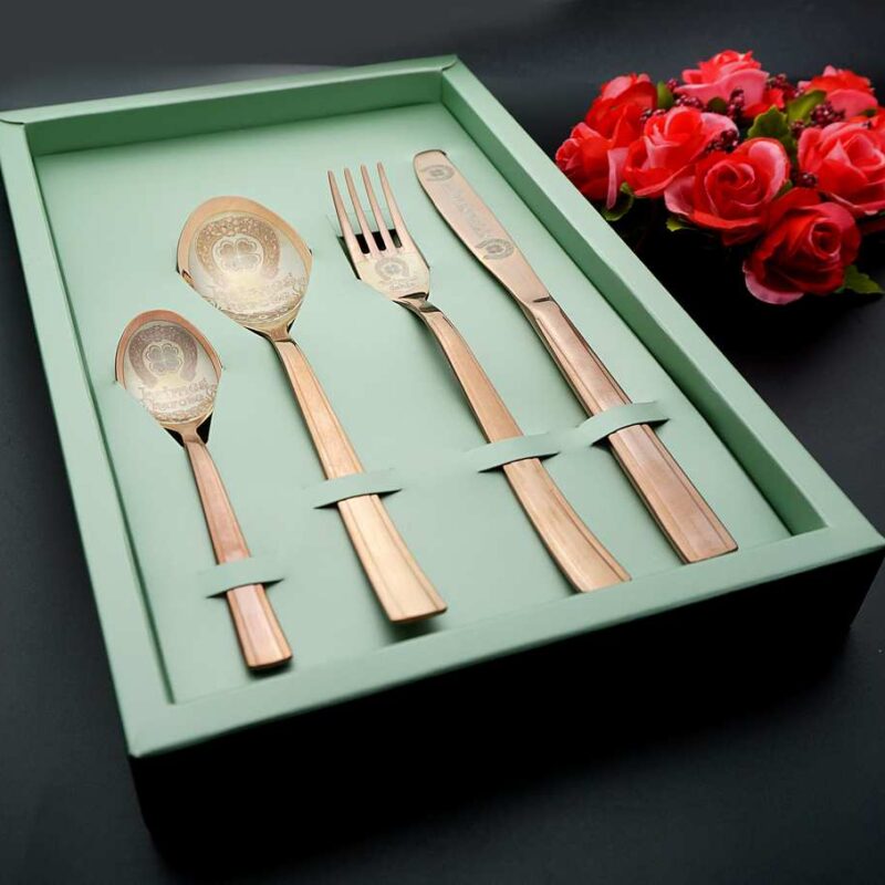 Komplekts Rose no 4 piederumiem