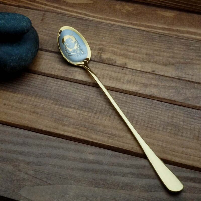 Latte karote “180+ zīmējumi” Gold II