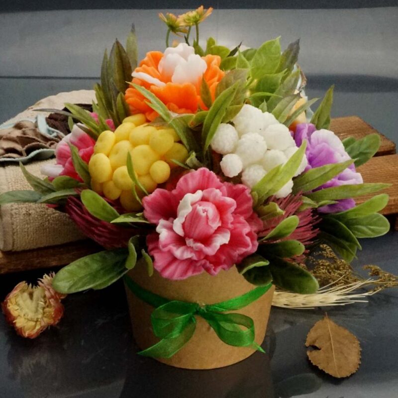 "Ziedu pušķis M" - roku darba ziepes