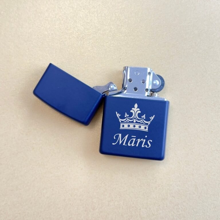 Зажигалка Zippo 239