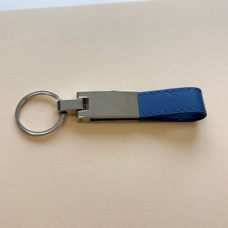 Брелок "Model W" Blue Брелок "Model W" Blue