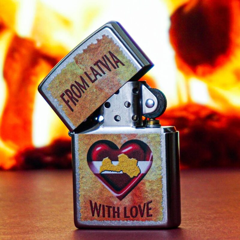 Šķiltava Zippo 207CLL
