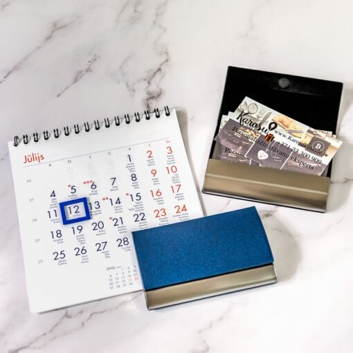 Визитница  с  гравировкой "Model F"