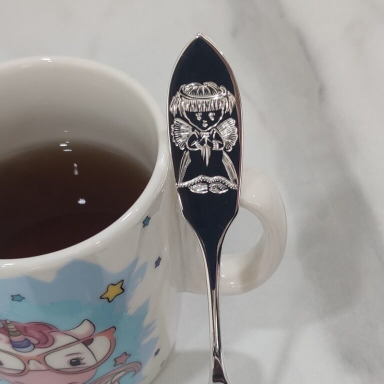 Sudraba tējkarote 925° "Meitene"