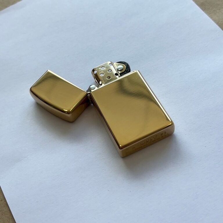 Зажигалка Zippo 1654B Slim® Зажигалка Zippo 1654B Slim®