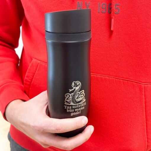 Termokrūze 375 ml "Mans gads" Black Termokrūze 375 ml "Mans gads" Black
